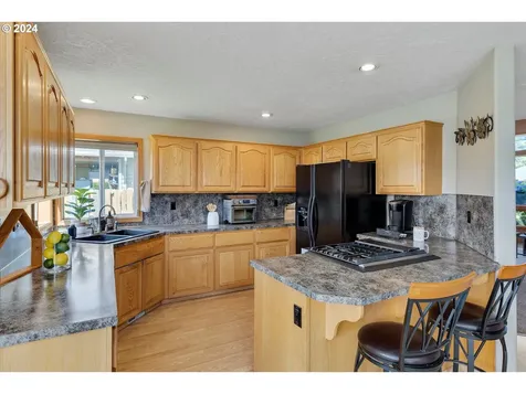 21908 Ne Lachenview Lane Fairview OR 97024