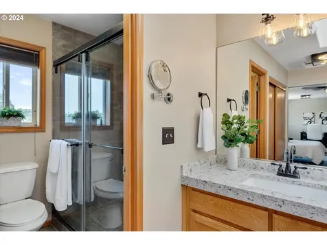 21908 Ne Lachenview Lane Fairview OR 97024
