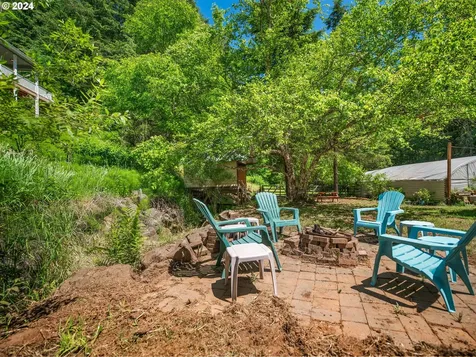 44201 NW Elk Mountain Road Banks OR 97106