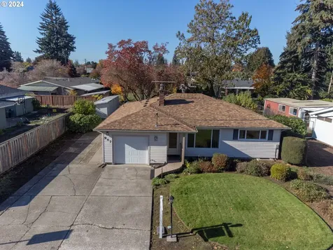947 N Holly Street Canby OR 97013