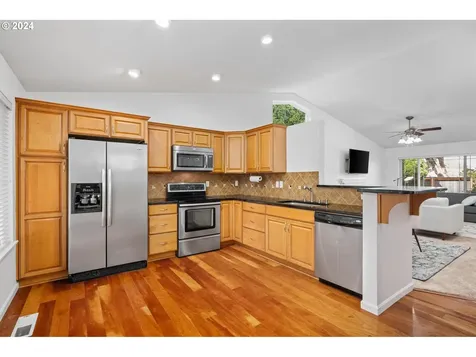 4213 Se Althaus Circle Troutdale OR 97060