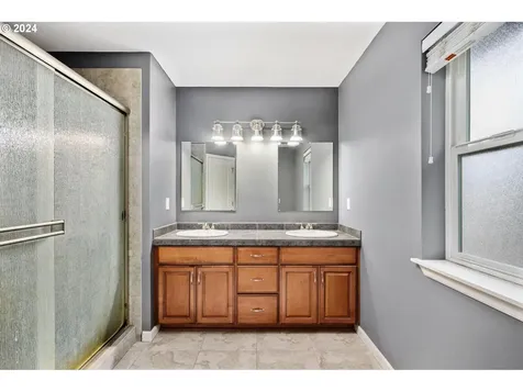 4213 Se Althaus Circle Troutdale OR 97060