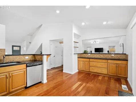 4213 Se Althaus Circle Troutdale OR 97060