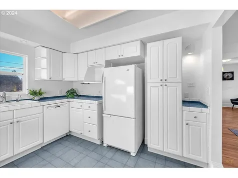 319 W 27th Street Vancouver WA 98660