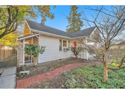 319 W 27th Street Vancouver WA 98660