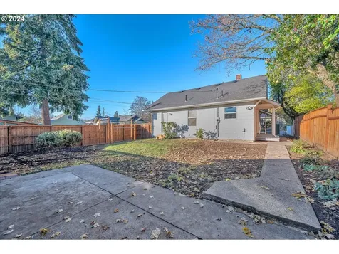 319 W 27th Street Vancouver WA 98660