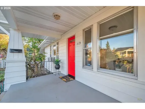 319 W 27th Street Vancouver WA 98660