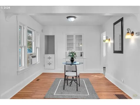 319 W 27th Street Vancouver WA 98660