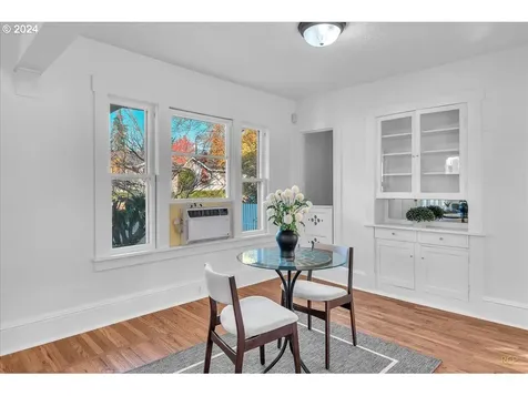 319 W 27th Street Vancouver WA 98660