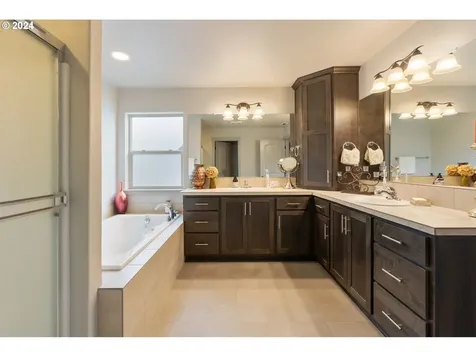 15405 NE 106th Street Vancouver WA 98682