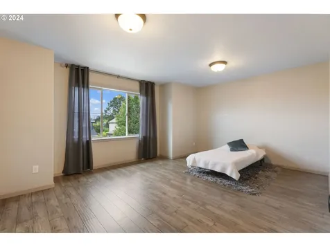 15405 NE 106th Street Vancouver WA 98682
