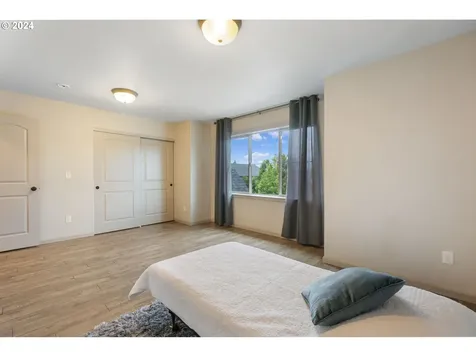 15405 NE 106th Street Vancouver WA 98682