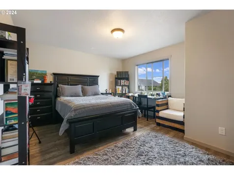 15405 NE 106th Street Vancouver WA 98682