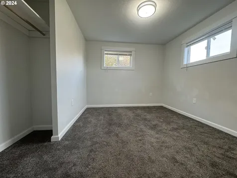 2320 Everett Avenue North Bend OR 97459