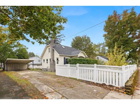 1961 SE 162nd Avenue Portland OR 97233