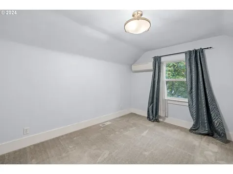 1961 SE 162nd Avenue Portland OR 97233