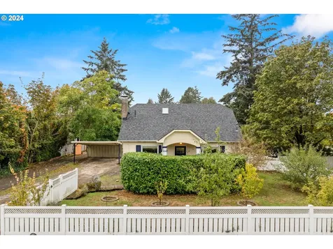 1961 SE 162nd Avenue Portland OR 97233