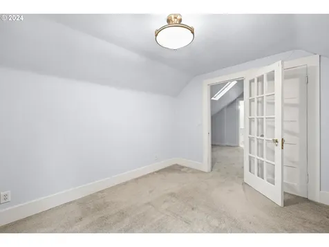 1961 SE 162nd Avenue Portland OR 97233
