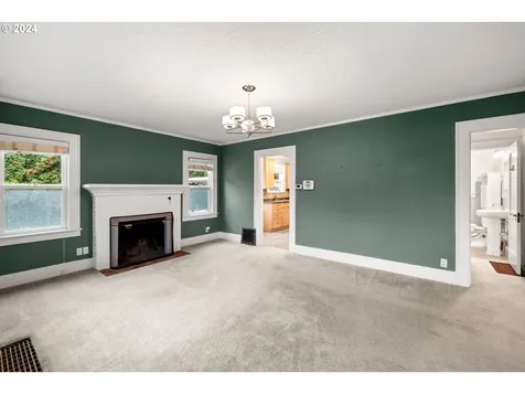 1961 SE 162nd Avenue Portland OR 97233
