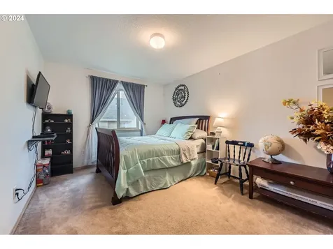 1101 W 33rd Way Vancouver WA 98660