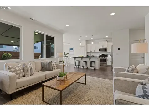 2941 S Ginger Street Cornelius OR 97113