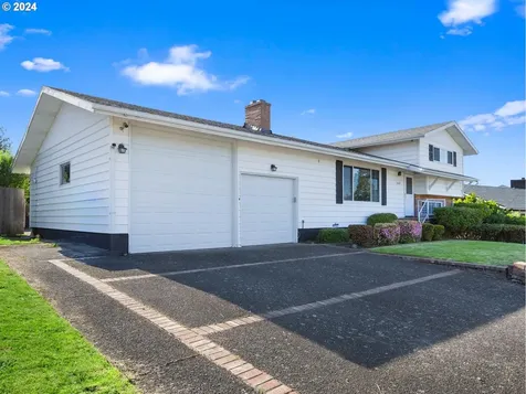 3607 NE 135th Avenue Portland OR 97230