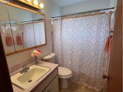 3607 NE 135th Avenue Portland OR 97230