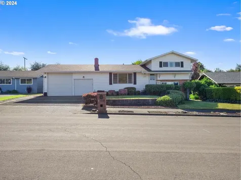 3607 NE 135th Avenue Portland OR 97230