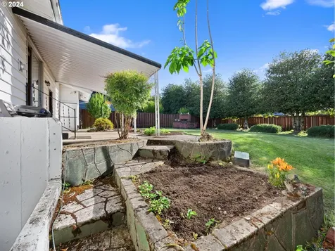 3607 NE 135th Avenue Portland OR 97230