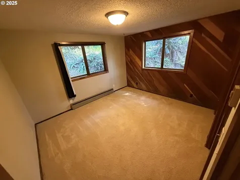 70772 Majestic Shores Road North Bend OR 97459