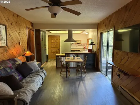 70772 Majestic Shores Road North Bend OR 97459