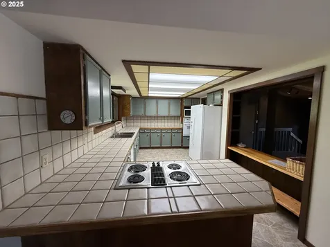 70772 Majestic Shores Road North Bend OR 97459