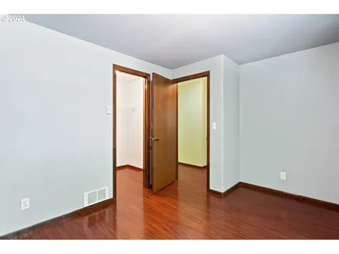 3866 Spruce Street Florence OR 97439