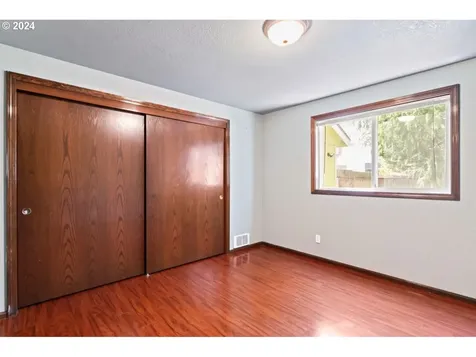 3866 Spruce Street Florence OR 97439