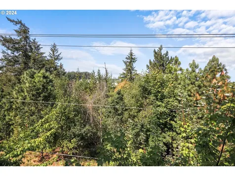 14827 SW Kraft Loop Portland OR 97223
