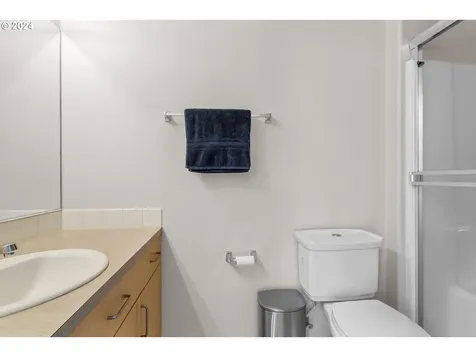 14827 SW Kraft Loop Portland OR 97223