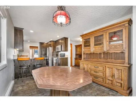 114 NW 40th Street Vancouver WA 98660