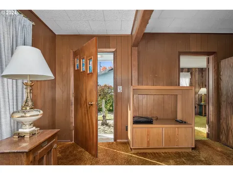 114 NW 40th Street Vancouver WA 98660