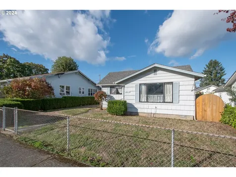 114 NW 40th Street Vancouver WA 98660