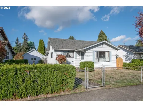 114 NW 40th Street Vancouver WA 98660