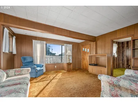 114 NW 40th Street Vancouver WA 98660