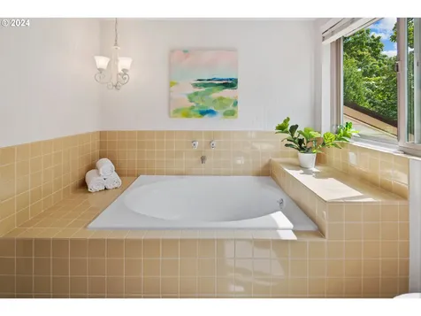 15820 Sw Greens Way Portland OR 97224