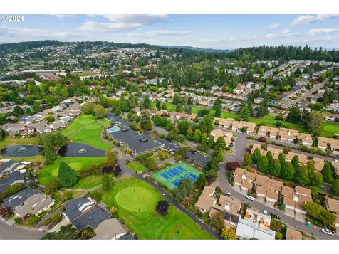 15820 Sw Greens Way Portland OR 97224