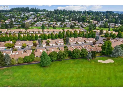 15820 Sw Greens Way Portland OR 97224
