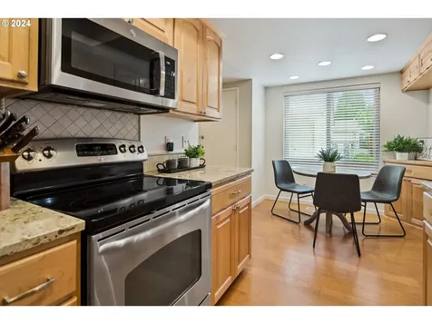 15820 Sw Greens Way Portland OR 97224