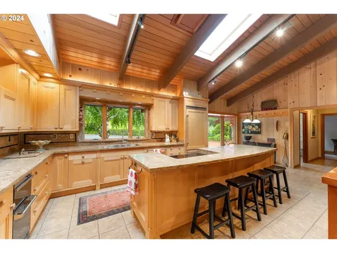 1475 SE Kane Street Roseburg OR 97470