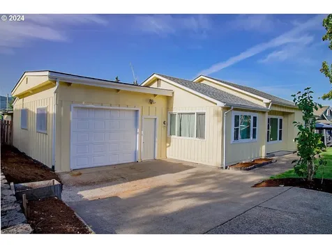 6988 Bluebelle Way Springfield OR 97478