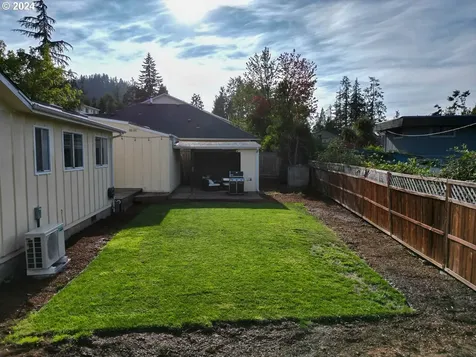6988 Bluebelle Way Springfield OR 97478