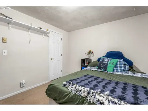 2280 Providence Street Eugene OR 97401