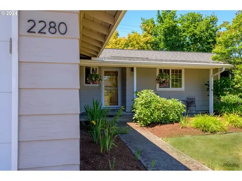 2280 Providence Street Eugene OR 97401